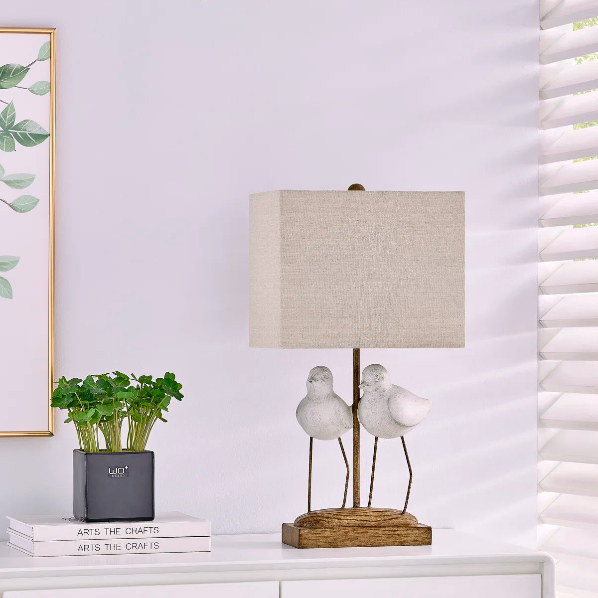 20" White Resin Birds Table Lamp With Shade