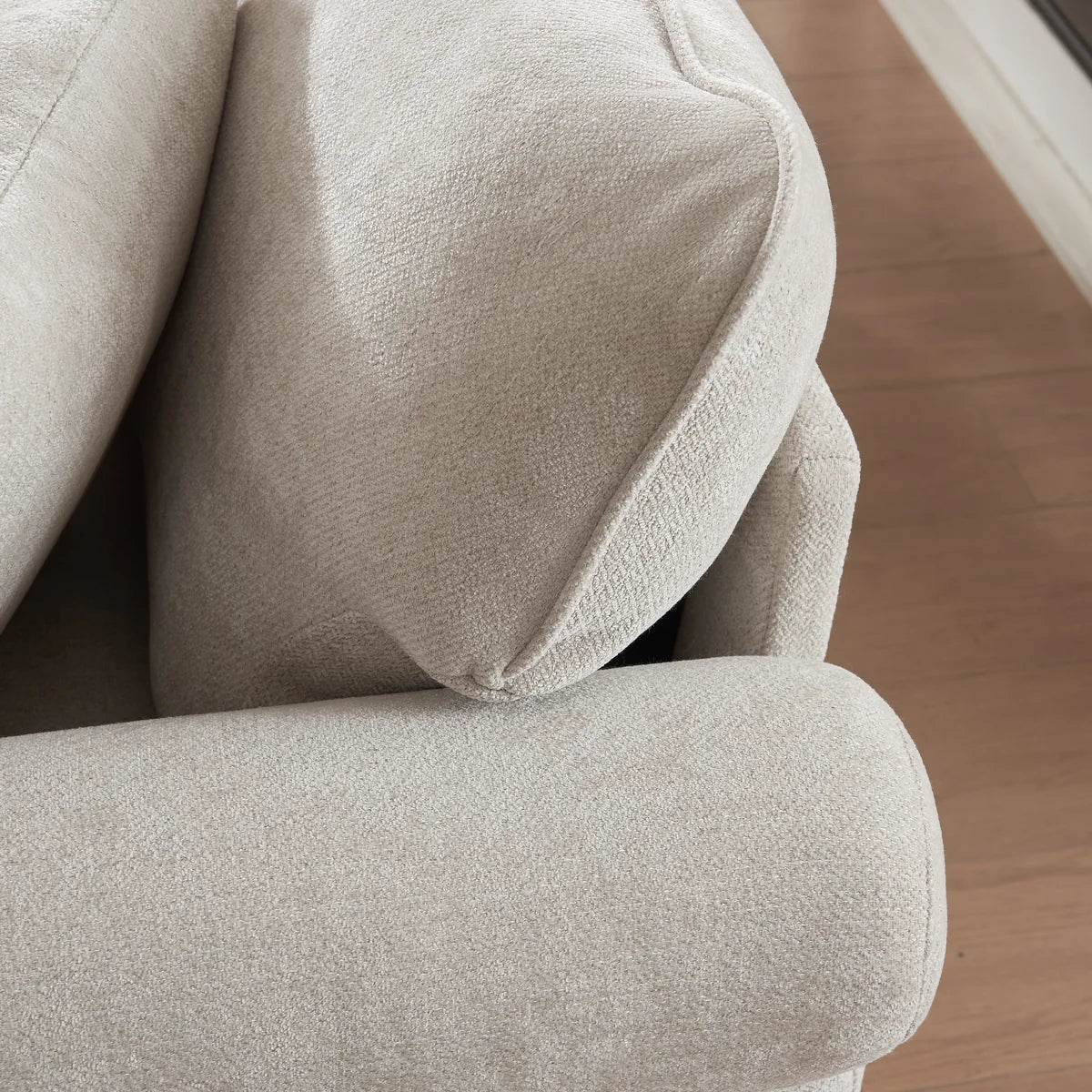 Estelle Modern Farmhouse Sofa With Nailhead Trim, Chenille Upholstery Couch, Rolled Arms, Deep Seat, Wooden Legs, Includes 5 Accent Pillows